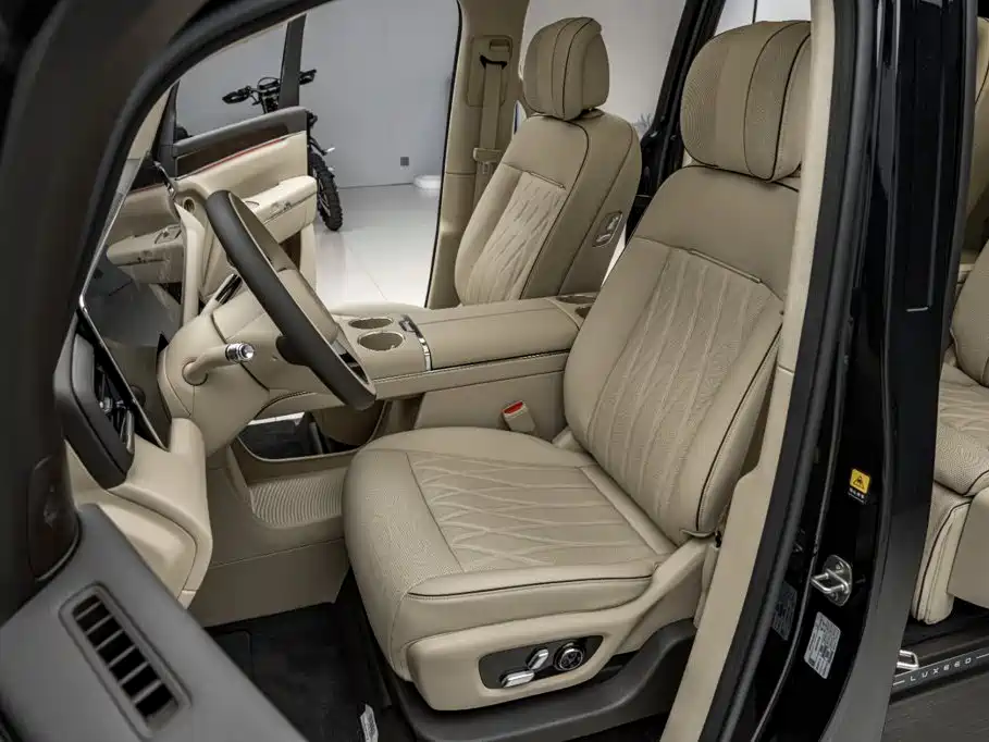 Фото 23 - Zhijie Zunjie MPV