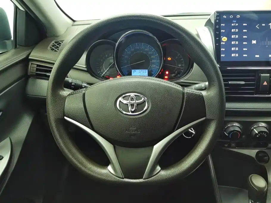 Toyota YARiS L Zhi Xuan 2015 2015 1.5E Auto Charming Edition