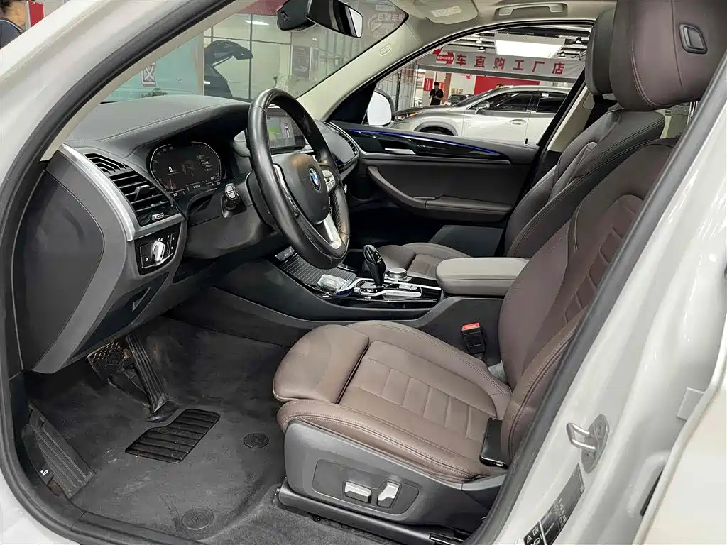 BMW X3 2021 xDrive25i Luxury Package фото 12