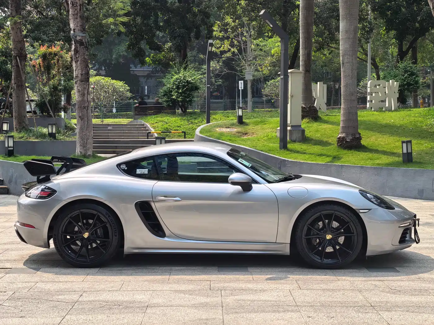 Porsche 718 2018 Cayman 2.0T фото 5