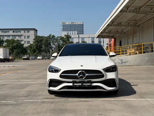 Mercedes-Benz C-Class 2025 C 260 L Sport Edition — фото 2