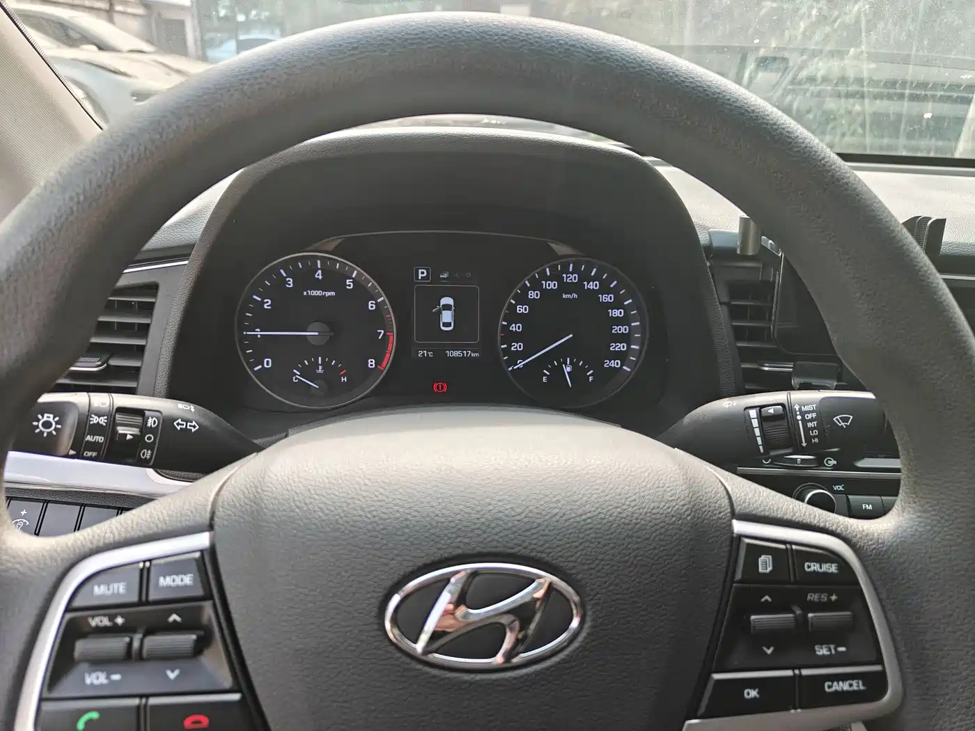 Hyundai Elantra 2016 Model 1.6L Automatic Smart Elite фото 10