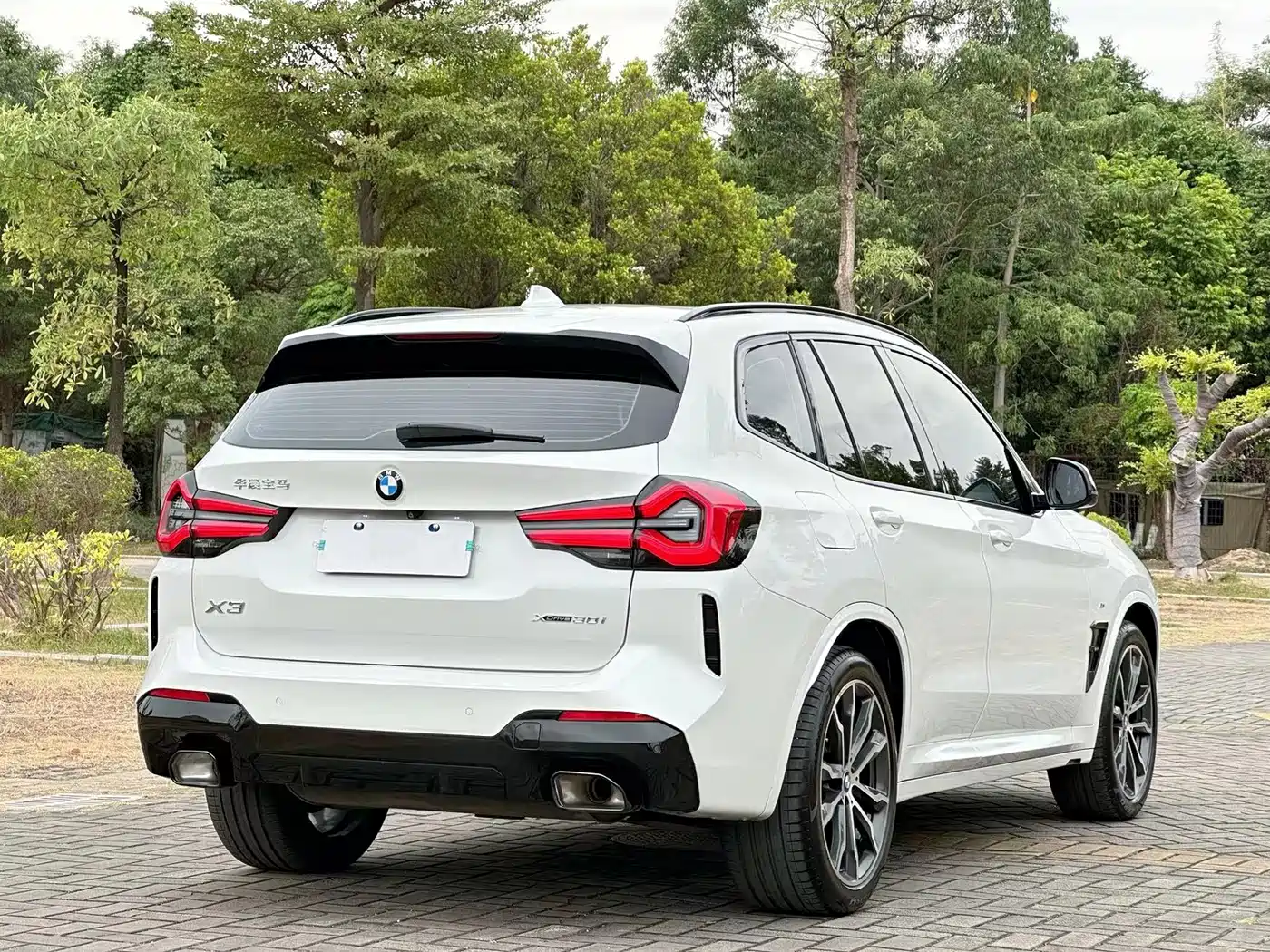 BMW X3 2022 xDrive30i Premium M Night Package фото 23