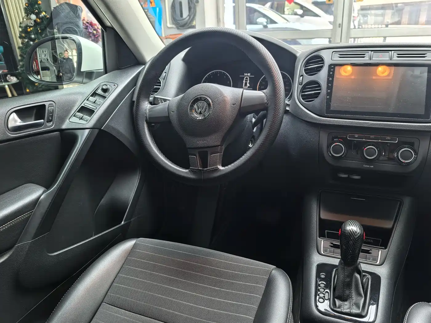 Volkswagen Tiguan 2017 300TSI Automatic 2WD Silk Road Fashion Edition фото 24