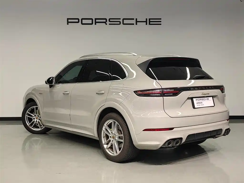 PORSCHE CAYENNE NEW ENERGY