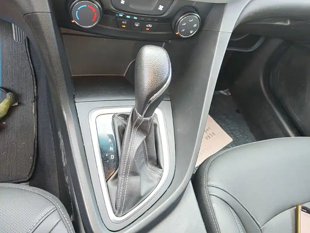 Фото 14 - Buick Excelle