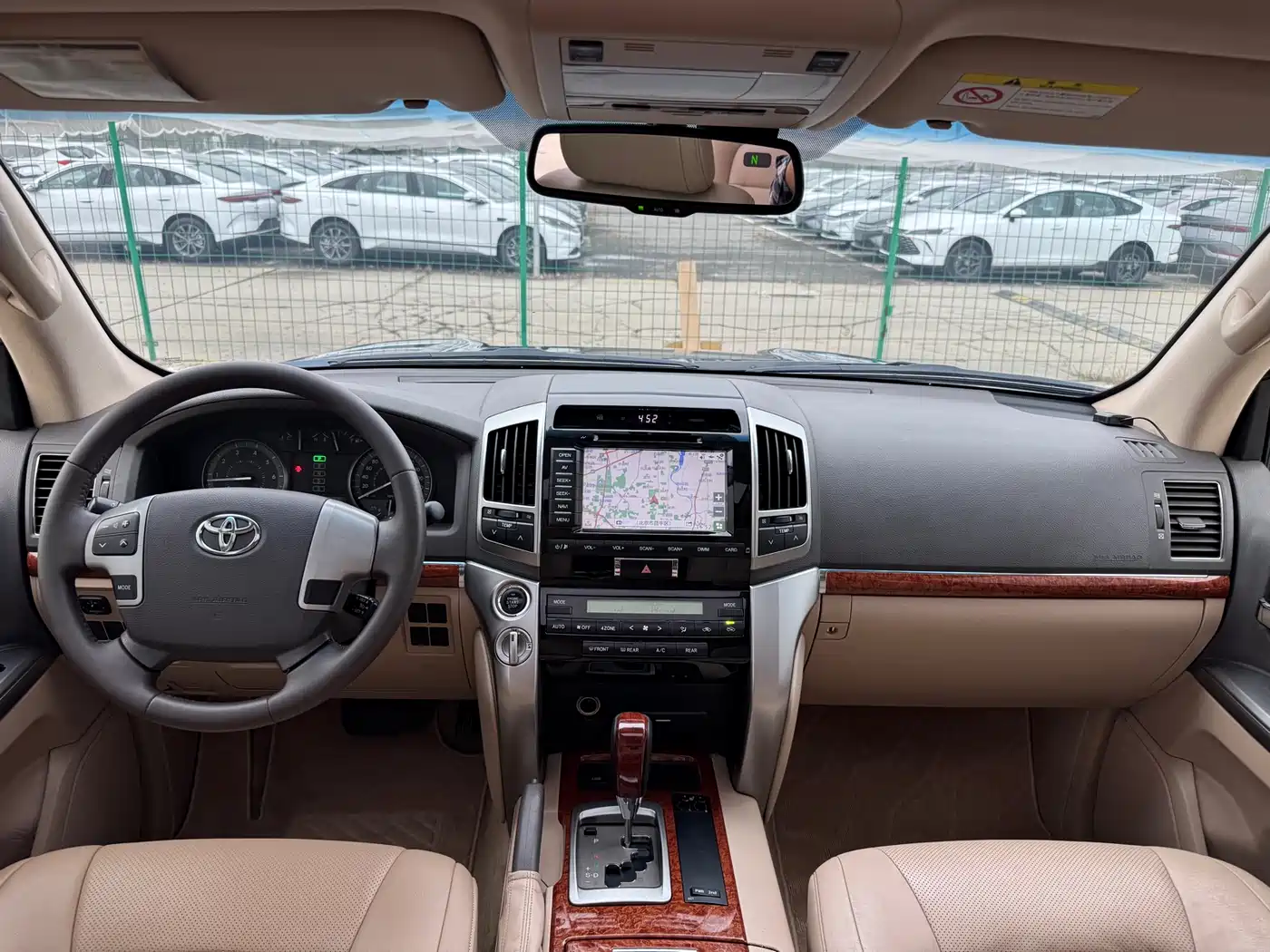 Toyota Land Cruiser 2012 4.0L Automatic VX фото 21