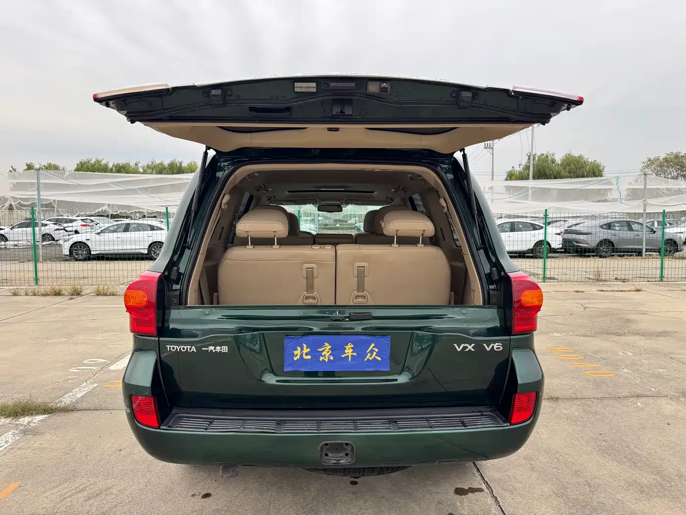 Toyota Land Cruiser 2012 4.0L Automatic VX фото 29