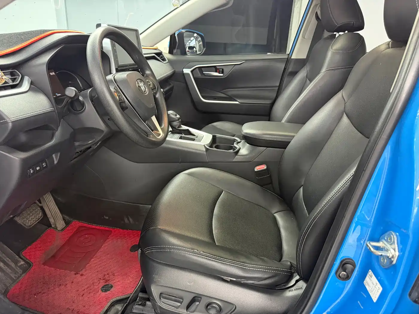 Toyota RAV4 Rongfang 2020 2.0L CVT 2WD Trend Edition фото 4