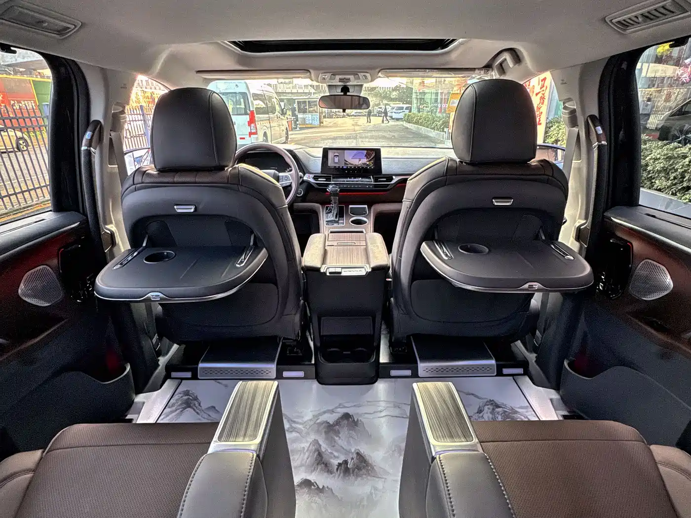 Toyota Sienna 2024 2.5L Hybrid Comfort Edition фото 14