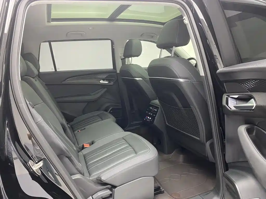 Audi Q6 2025 2024 40 TFSI quattro Cloud View Yulin Package 7-seater
