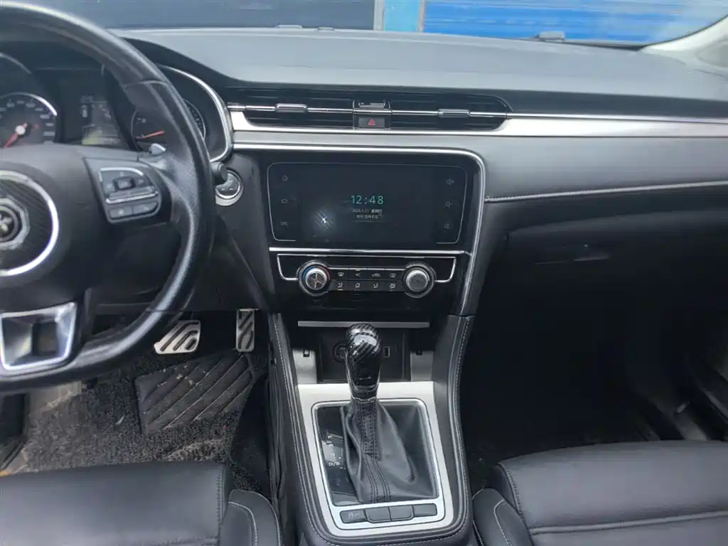 MG MG6 2018 2017 20T Automatic Luxury Smart Connect Version (China V)