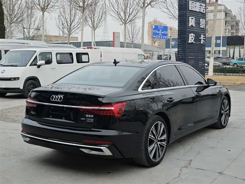 Audi A6L 2024 45 TFSI quattro Premium Dynamic фото 5