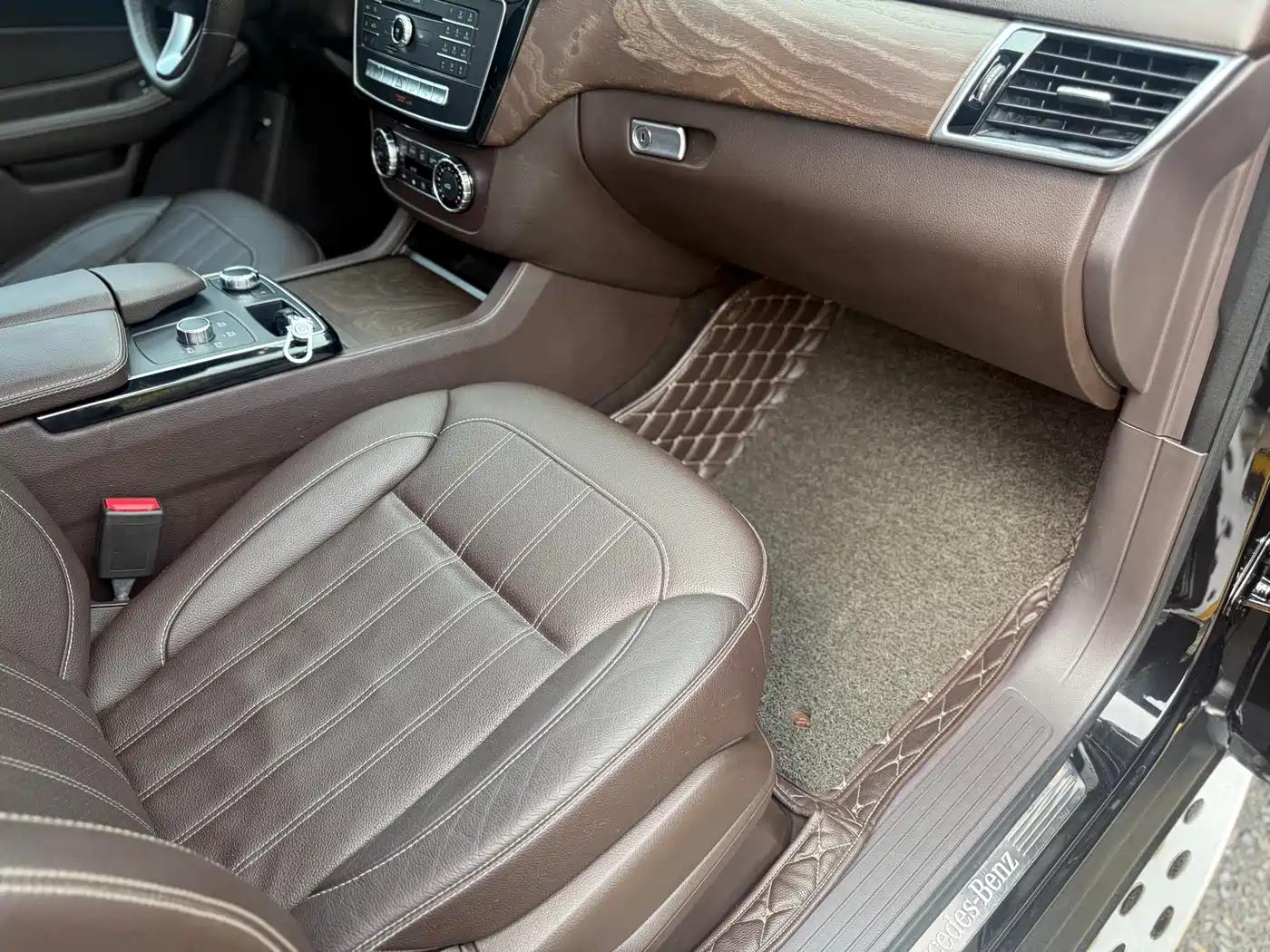 Mercedes-Benz GLE 2016 GLE 320 4MATIC Dynamic фото 17