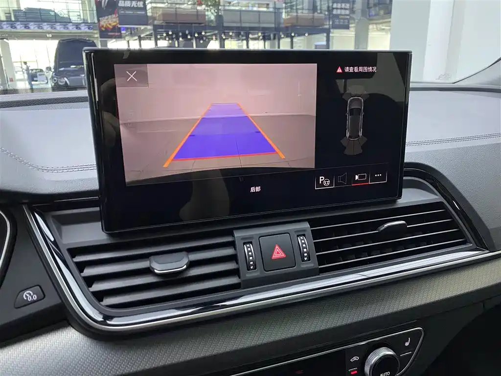 Audi Q5L 2022 40T Luxury Dynamic фото 15