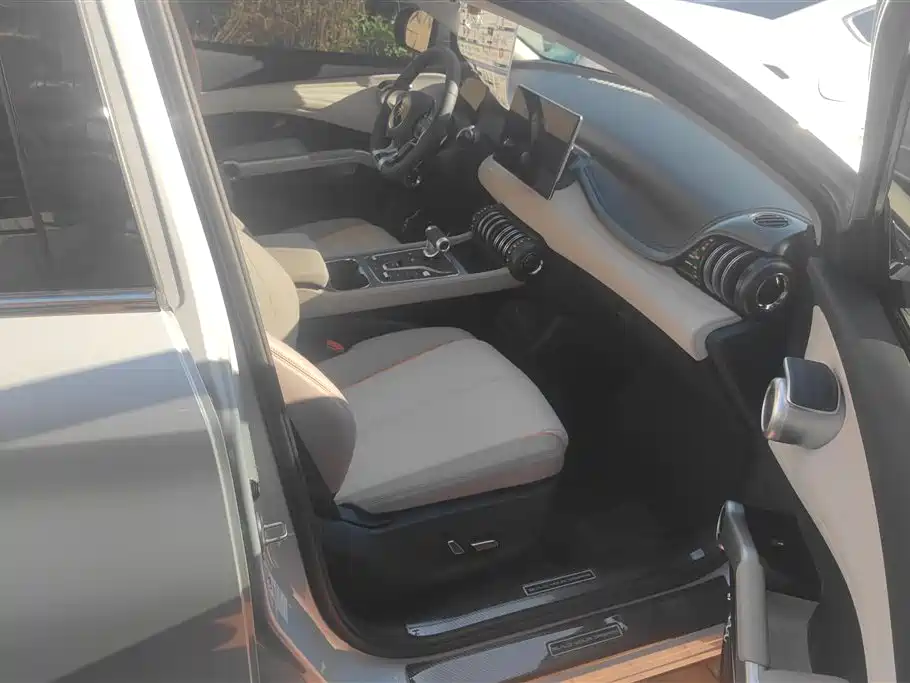 BYD Yuan PLUS 2024 Glory Edition 430KM Advanced фото 8