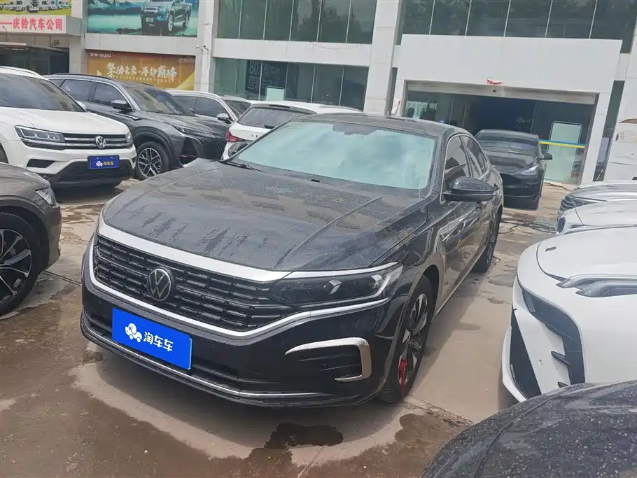 Volkswagen Passat 2023 Facelift 330TSI Elite Edition