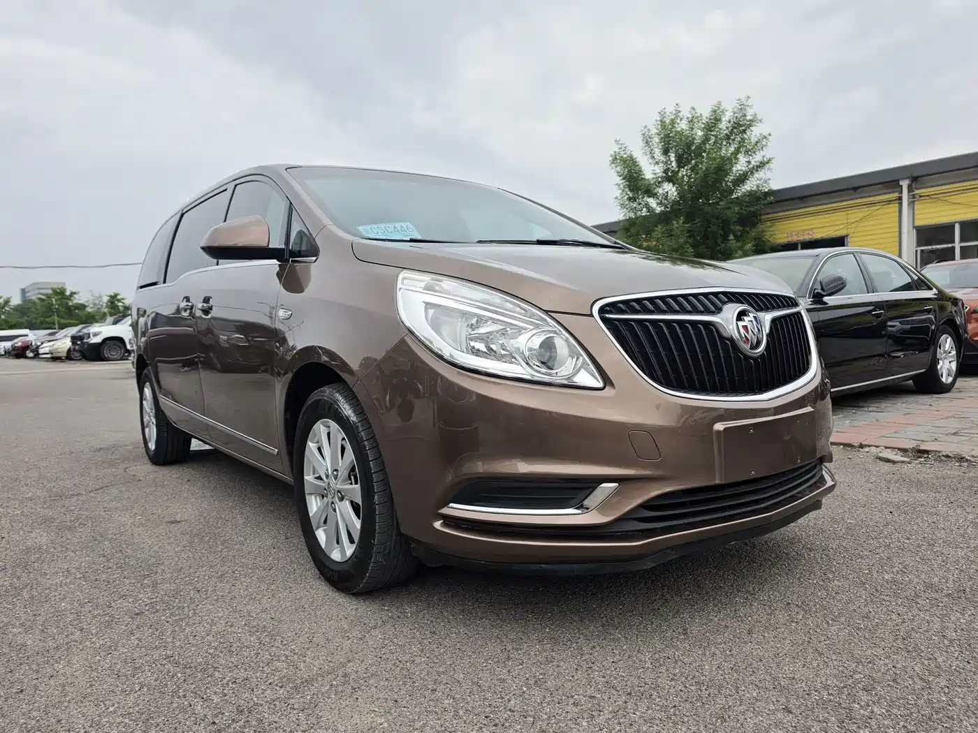 Buick GL8 2018 28T Premium Model China VI фото 3
