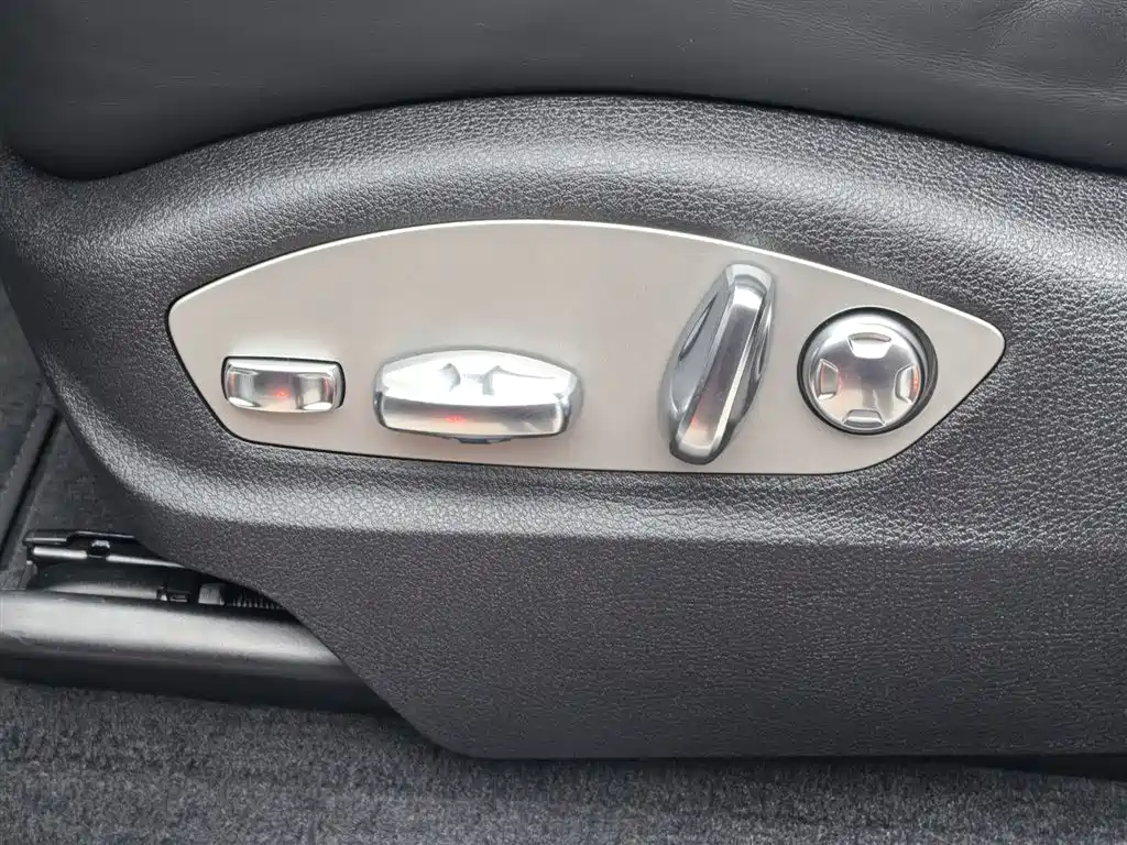 Porsche Macan 2024 2023 Macan 2.0T