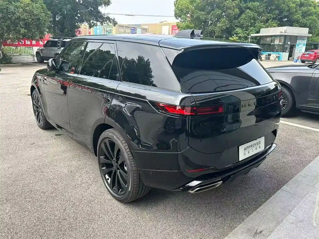 Land Rover Range Rover Sport фото 4