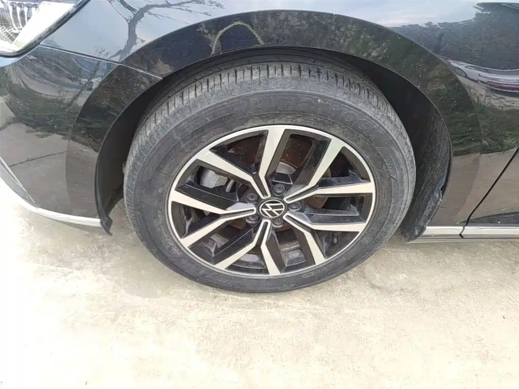 Volkswagen Magotan 2020 330TSI DSG Leading фото 23