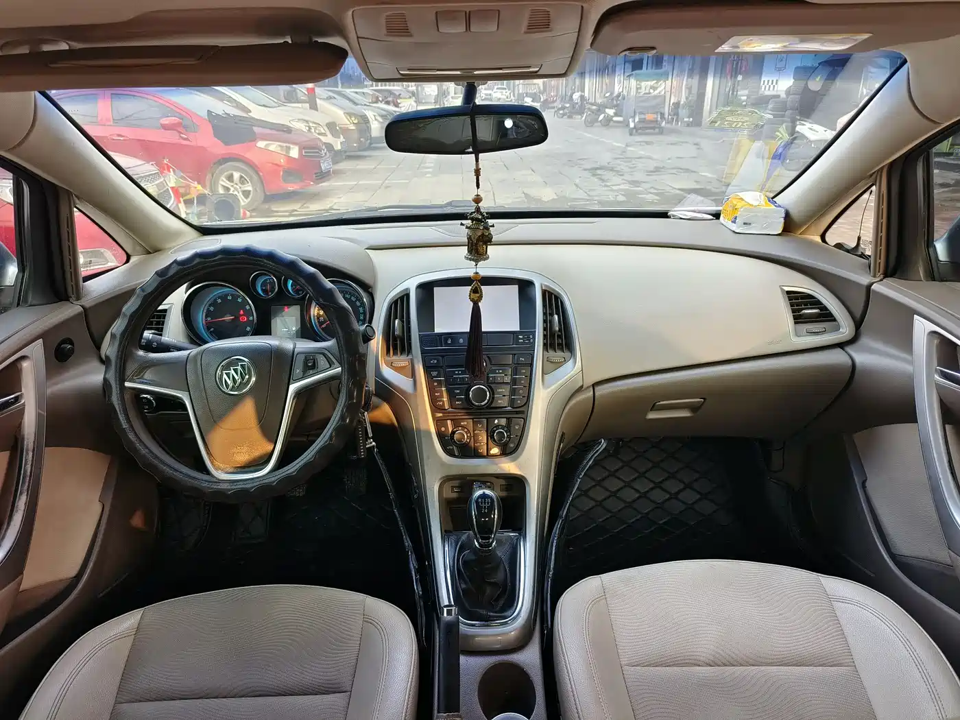 Buick Excelle 2012 GT 1.6L Manual Comfort фото 13