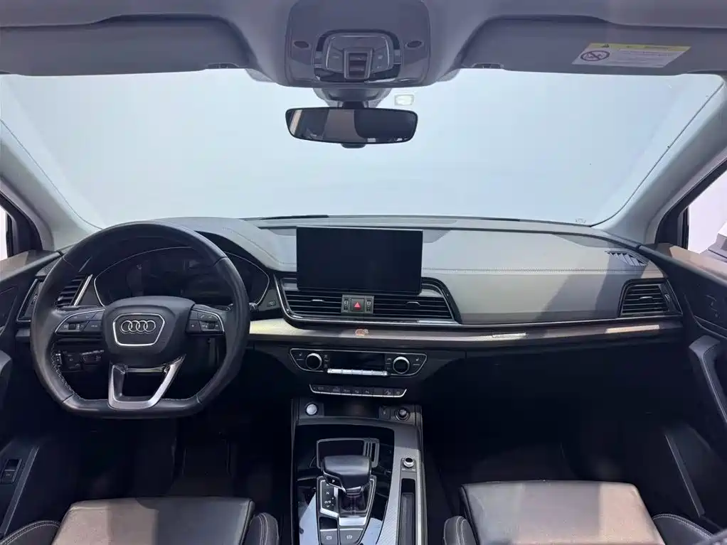 Audi Q5L 2022 40T Luxury Dynamic фото 7