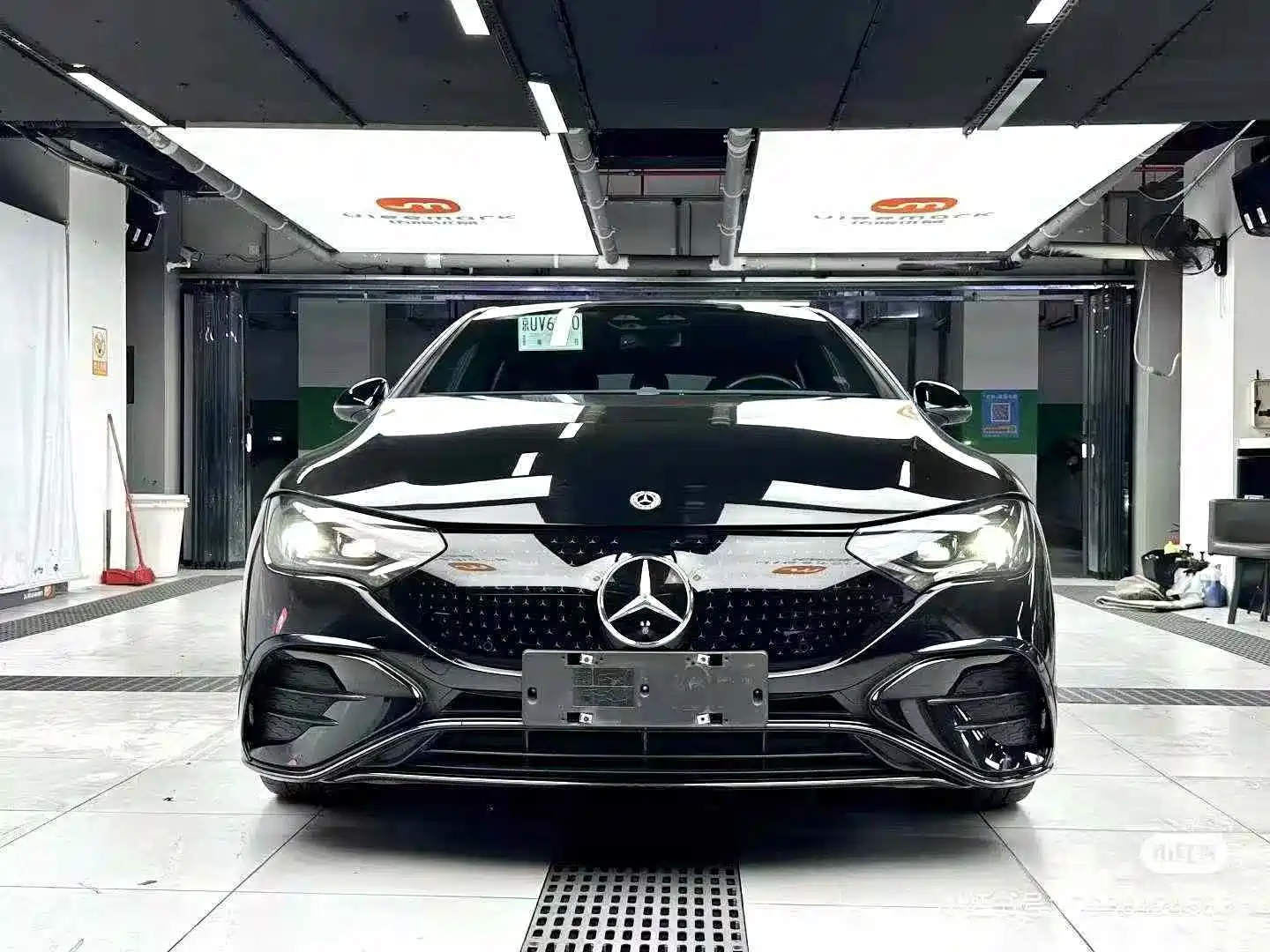 Фото 2 - Mercedes-Benz EQE