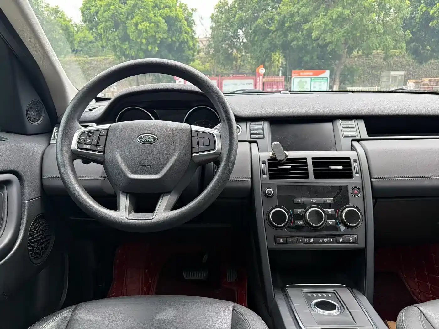 Фото 6 - Land Rover Discovery Sport