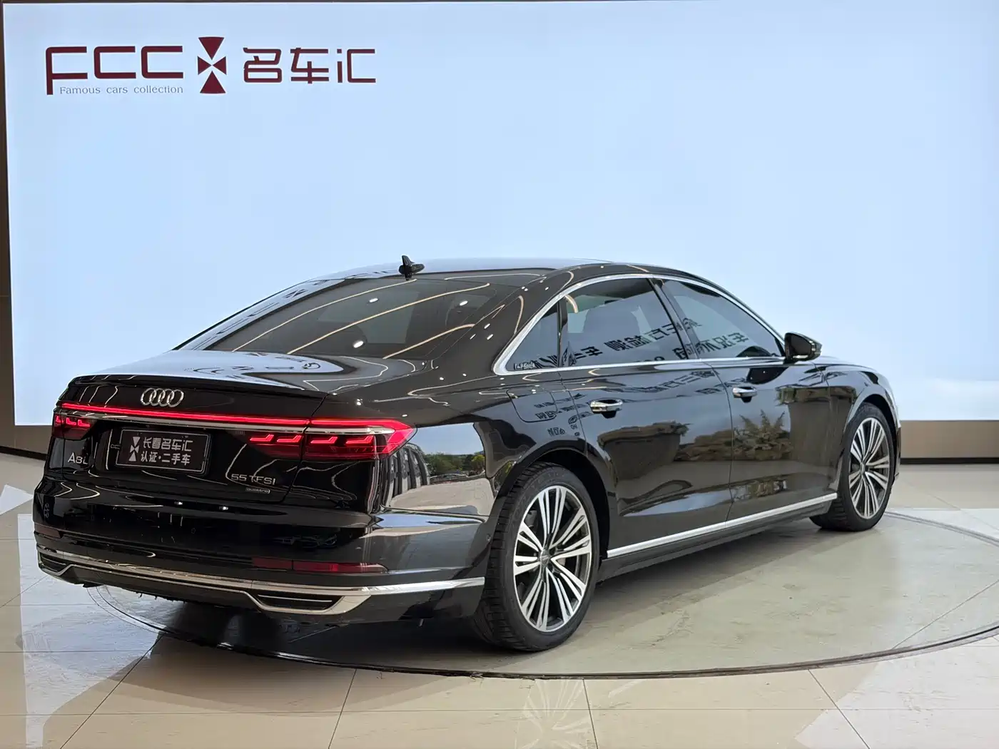 Audi A8 2018 A8L 55 TFSI quattro Luxury фото 5