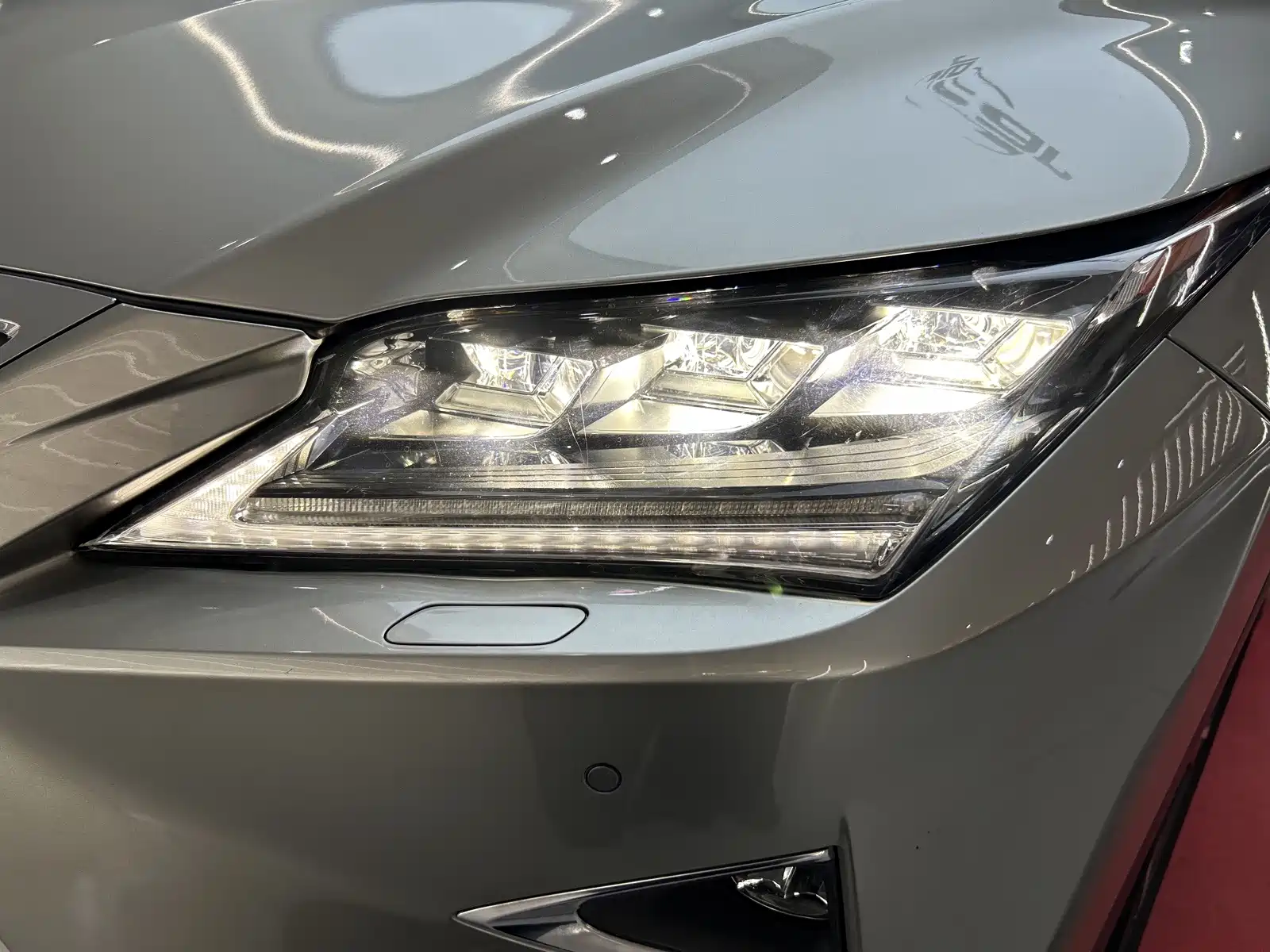 Фото 35 - Lexus RX