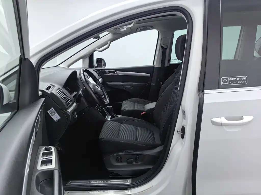 Volkswagen Sharan 2018 2018 380TSI Comfort 6-Seater