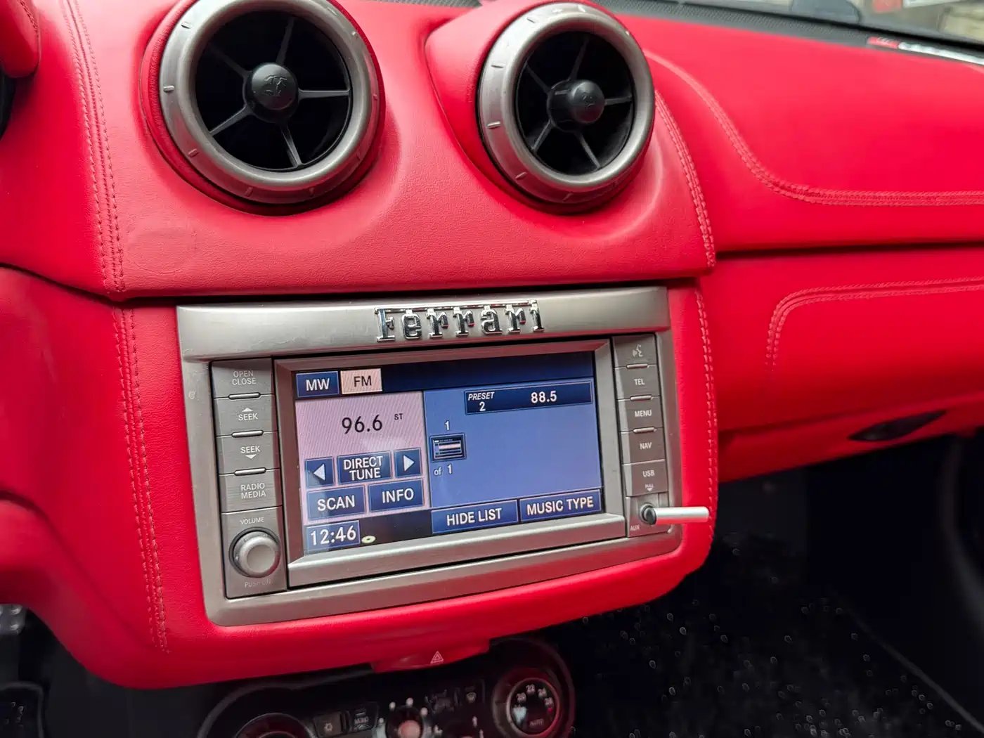Ferrari California T 2011 2009 4.3L Standard