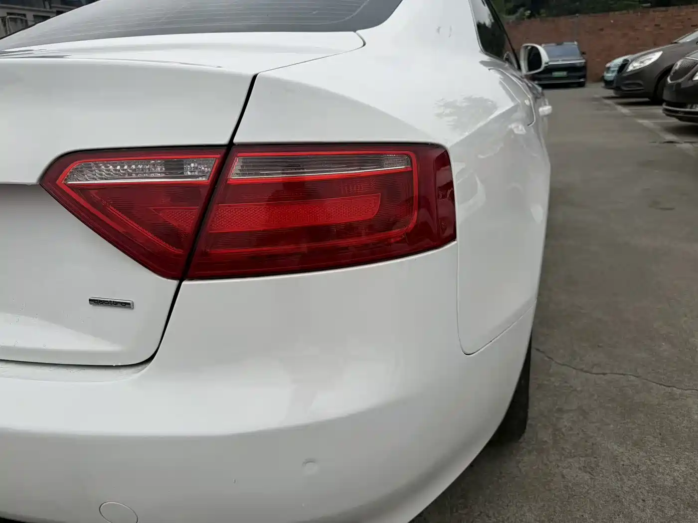Audi A5 (Import) 2010 3.2 coupe quattro фото 8