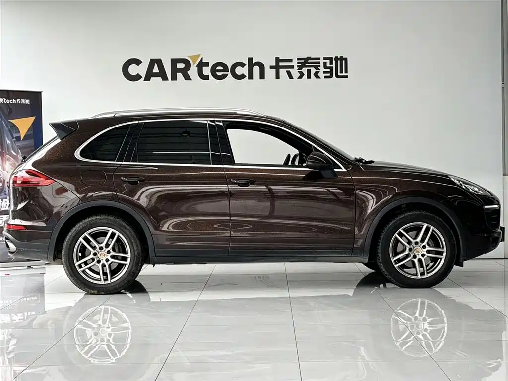 Porsche Cayenne 2015 Cayenne 3.0T фото 4