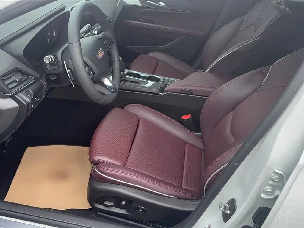 Cadillac CT4 2020 28T Elite фото 8