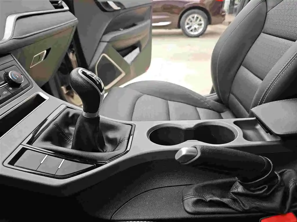 GEELY AUTOMOBILE EMGRAND