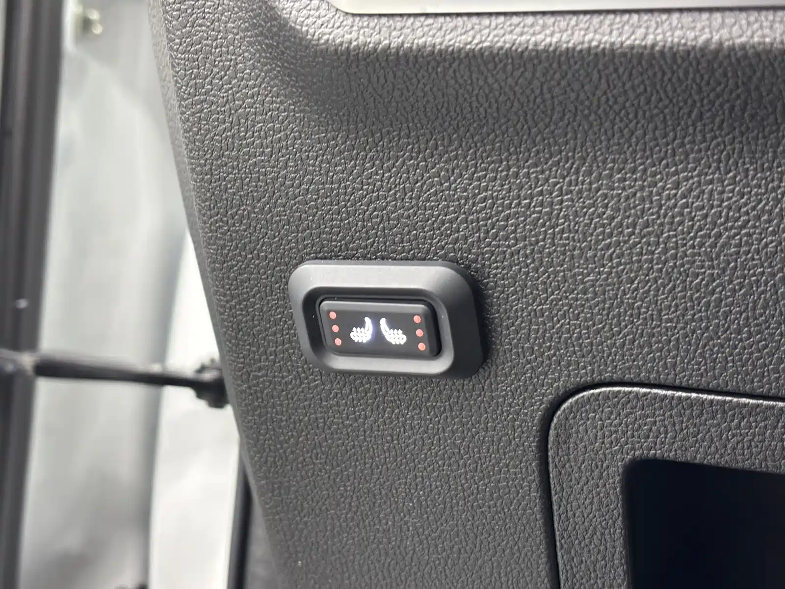 Photo 14 - Haval M6