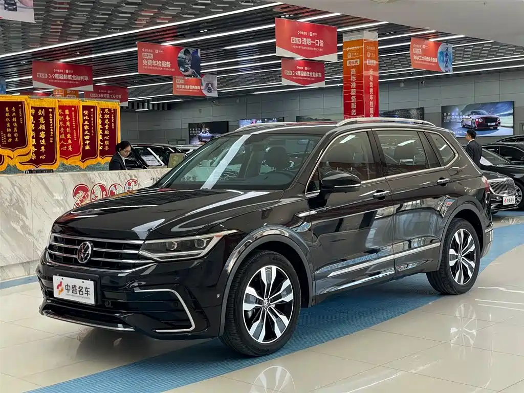 Volkswagen Tiguan L 2024 330TSI Automatic 2WD R-Line Premium Enjoyment Edition