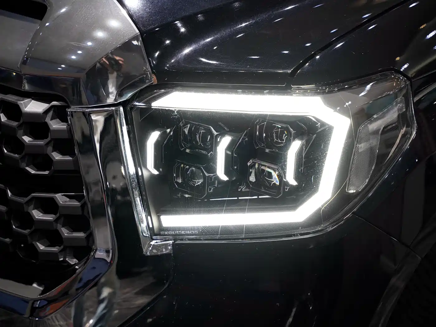 Toyota Tundra 2014 5.7L TRD Pro фото 5