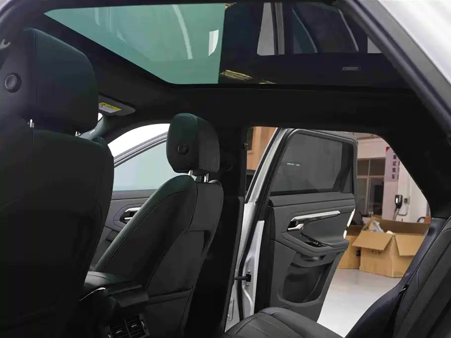 Land Rover Range Rover Evoque 2020 249PS R-DYNAMIC S Sport Edition фото 22
