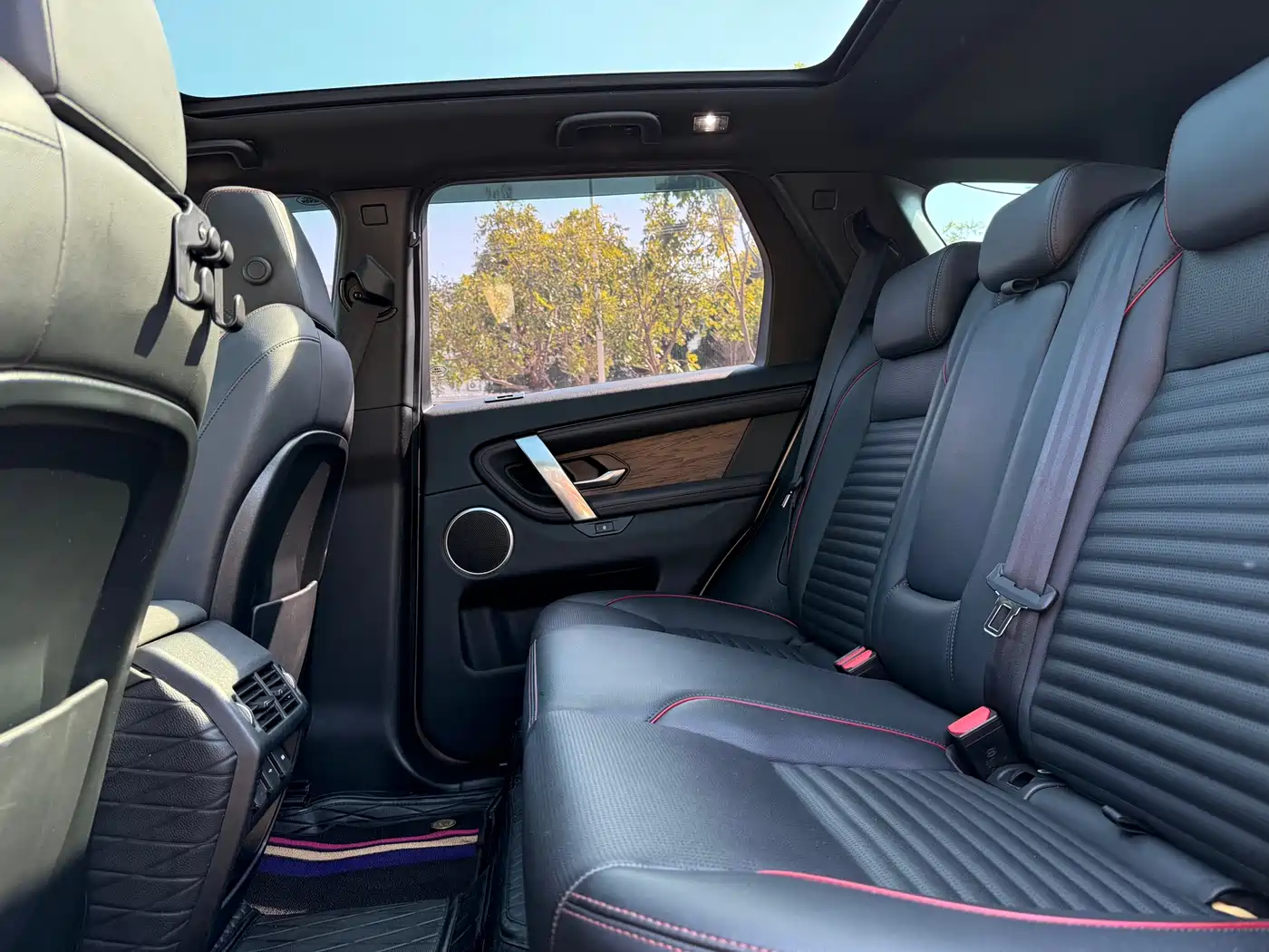 Land Rover Discovery Sport 2021 249PS R-Dynamic S Performance Edition фото 15