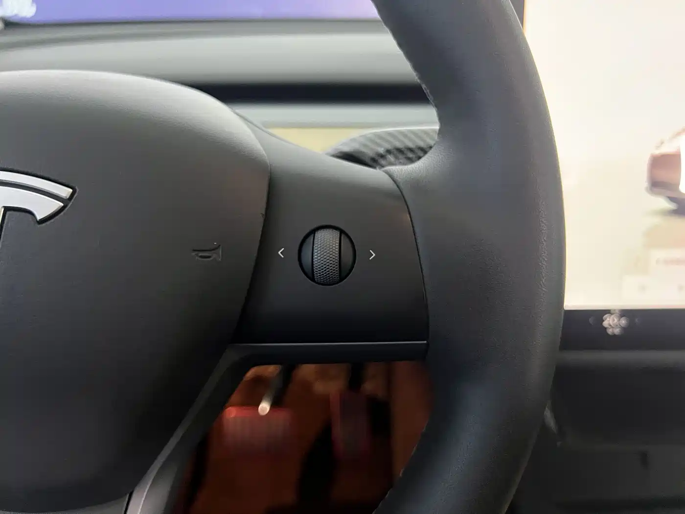 Фото 25 - Tesla Model Y