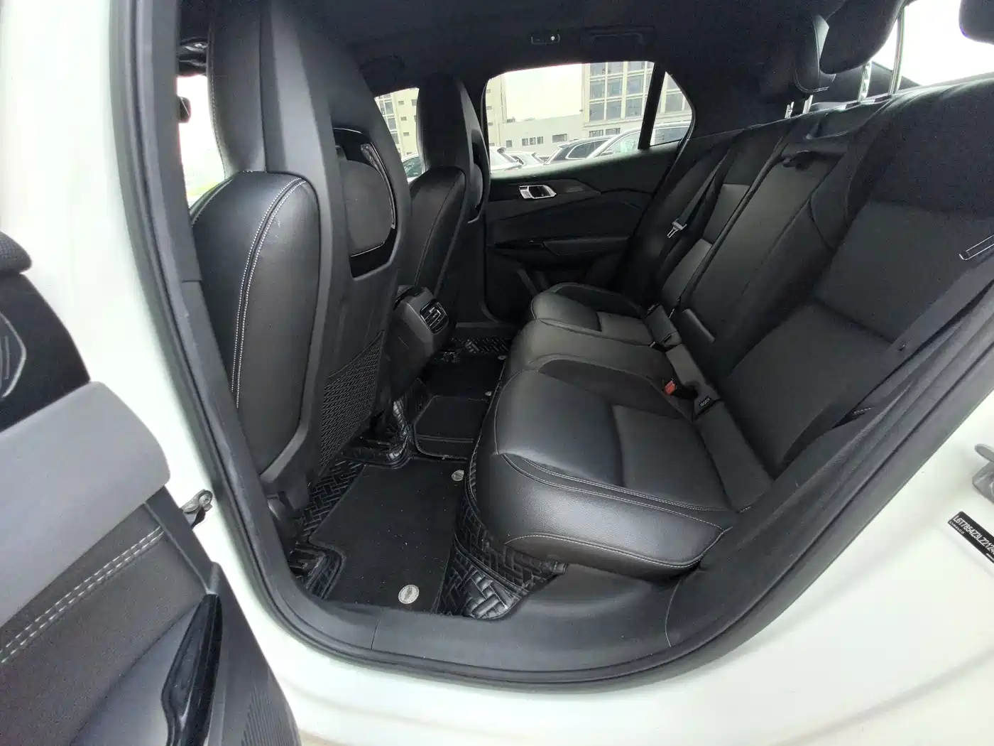 Lynk & Co 03 2021 2.0TD Auto Jin Plus фото 9