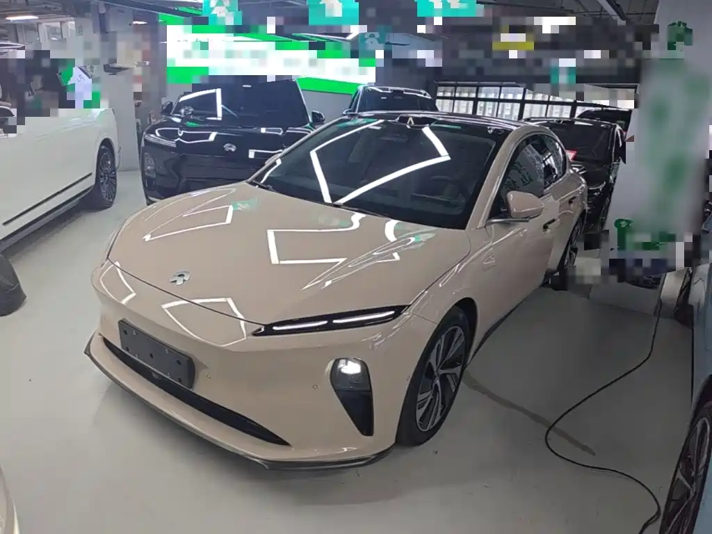 NIO ET5 2022 — пригон из Китая