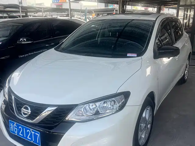 Nissan Tiida 2022