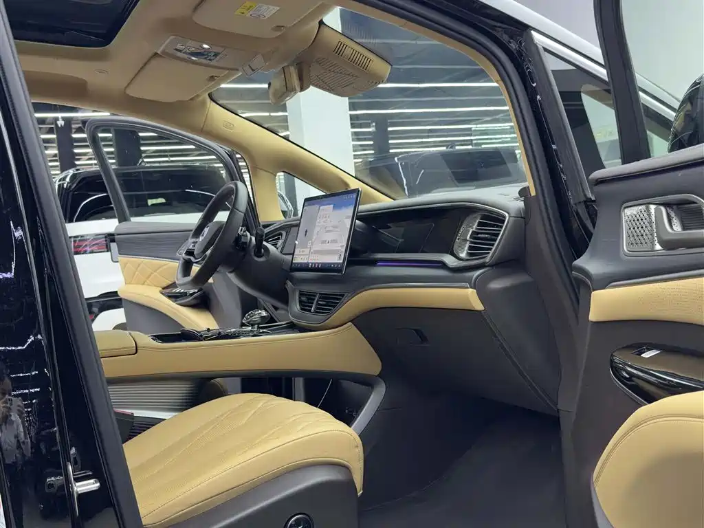 Denza D9 2025 Model DM-i Smart Drive Edition 1020 AWD Flagship фото 8