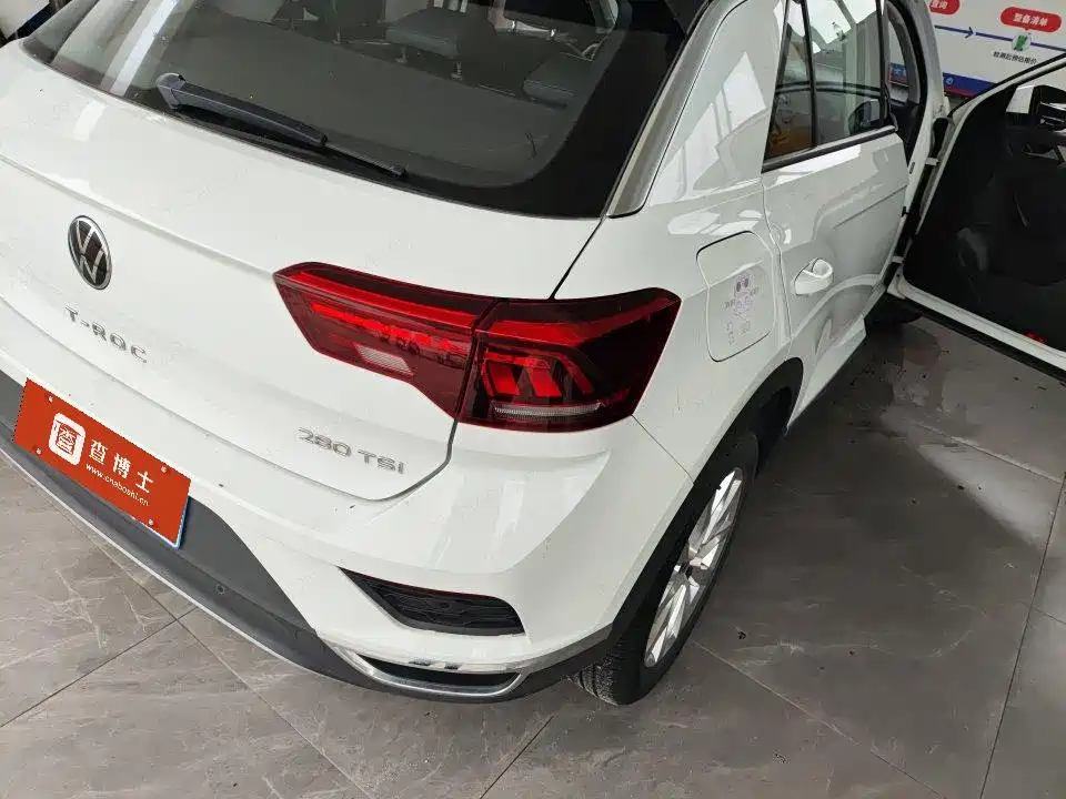 Volkswagen T-ROC 2022 280TSI DSG 2WD Elite PLUS фото 4