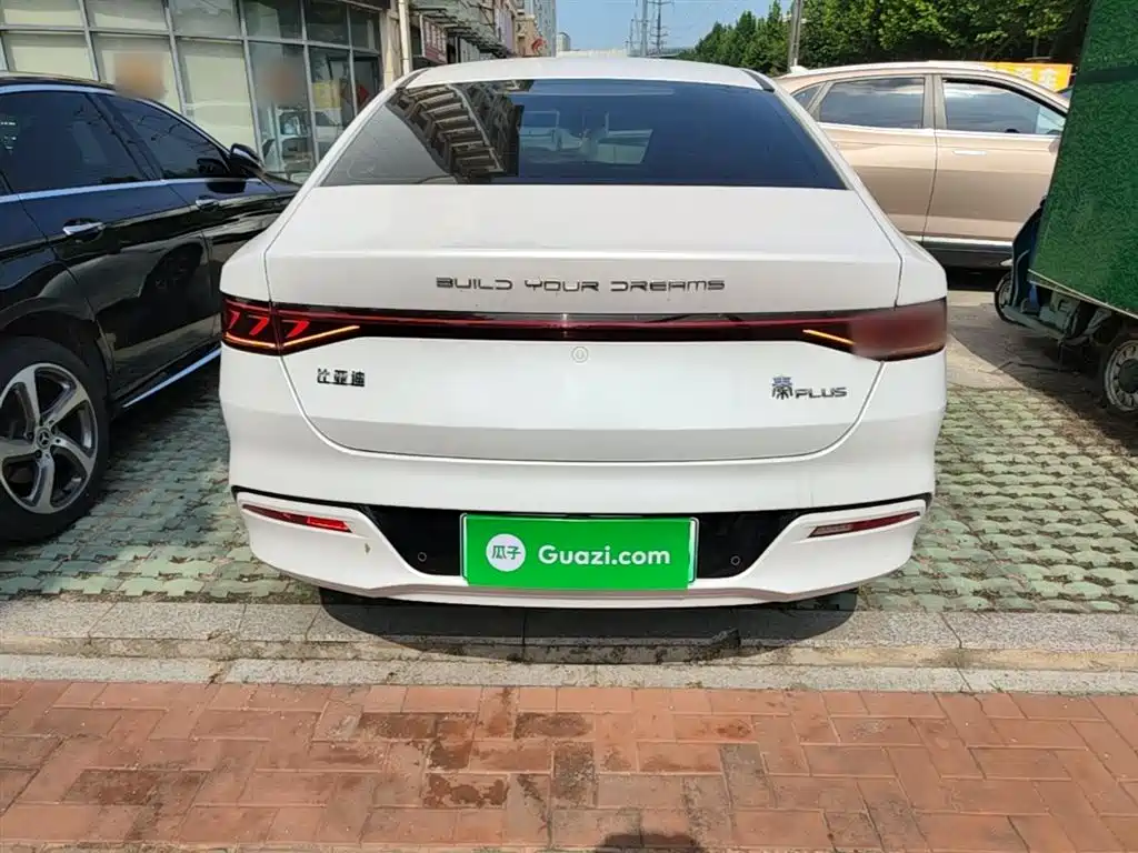 BYD Qin PLUS 2021 DM-i 55KM Premium фото 6