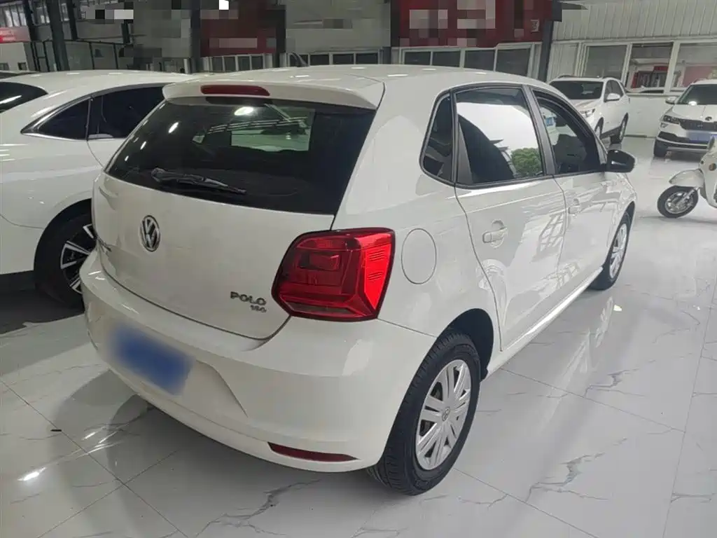 Volkswagen Polo 2018 1.5L Auto Safe Drive фото 7